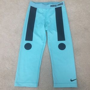 Nike Pro Cropped Leggings